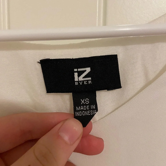 EUC | iZ Byer women’s sheer overlay blouse — XS - Picture 2 of 5